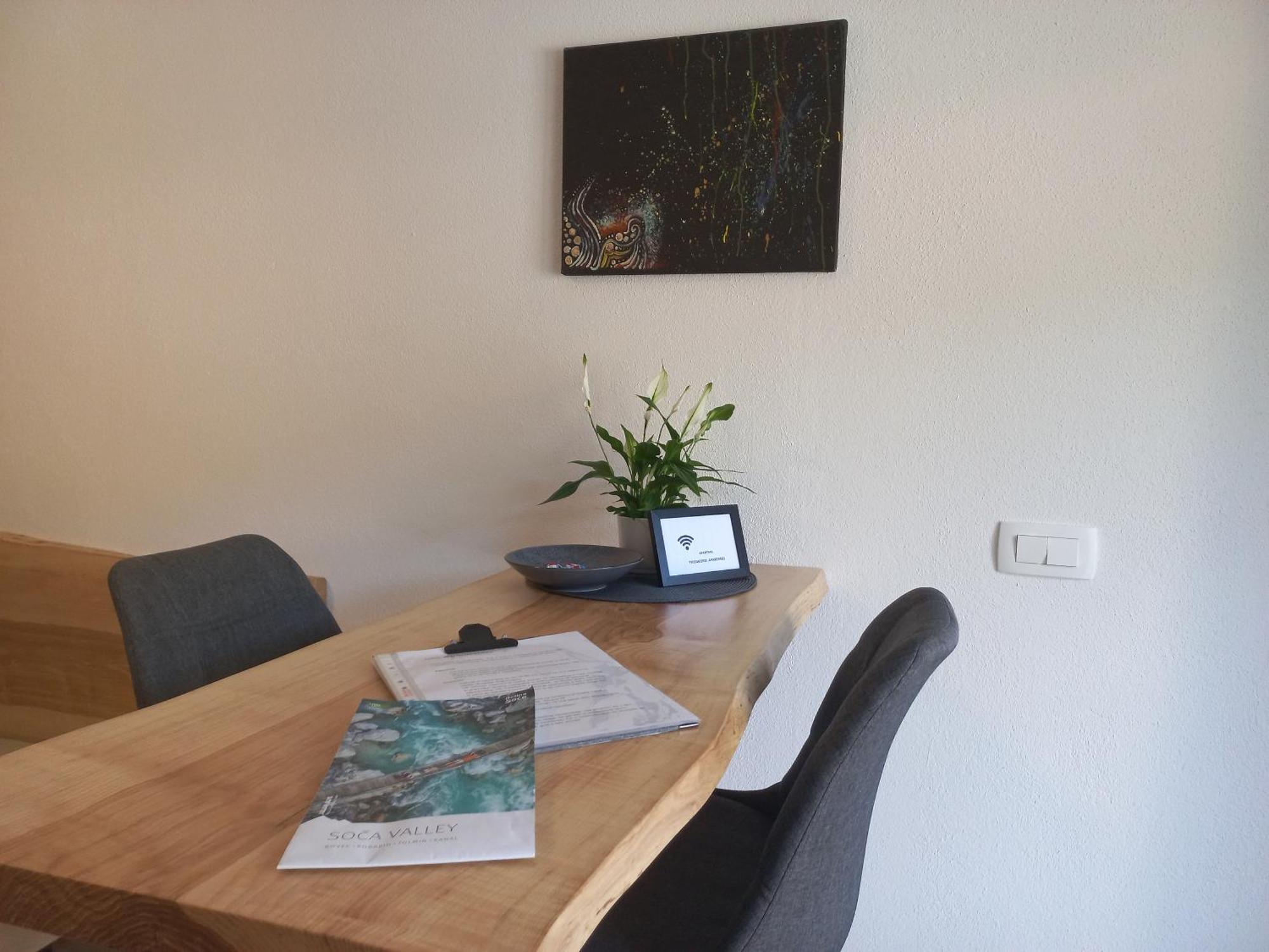 Hisa Za Gradom Appartement Kobarid Buitenkant foto