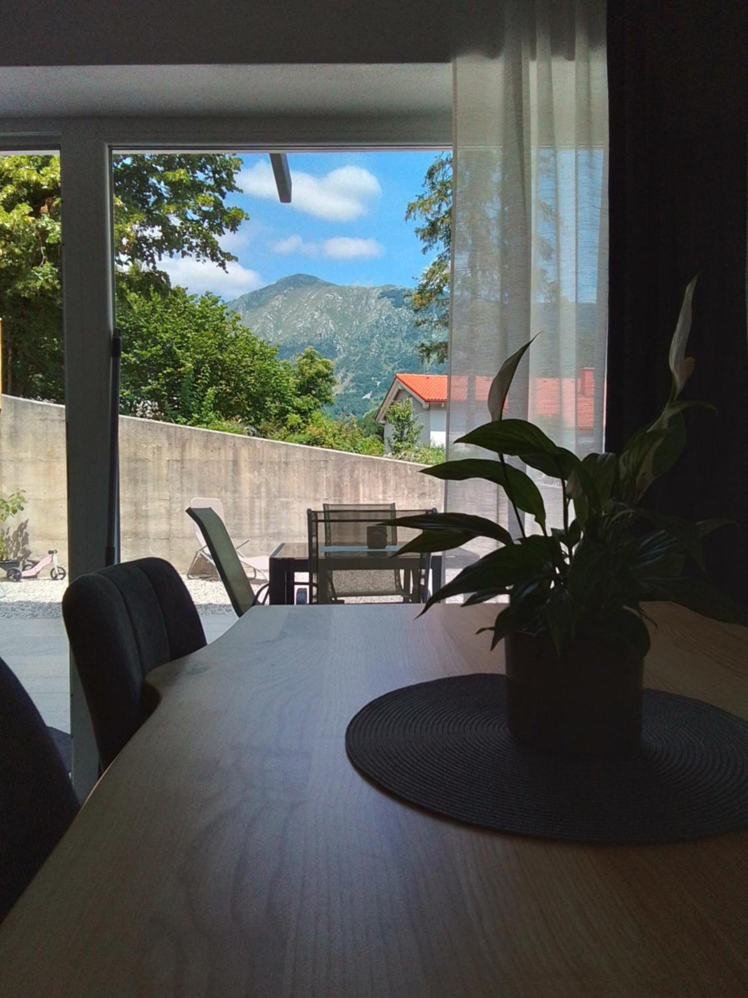 Hisa Za Gradom Appartement Kobarid Buitenkant foto